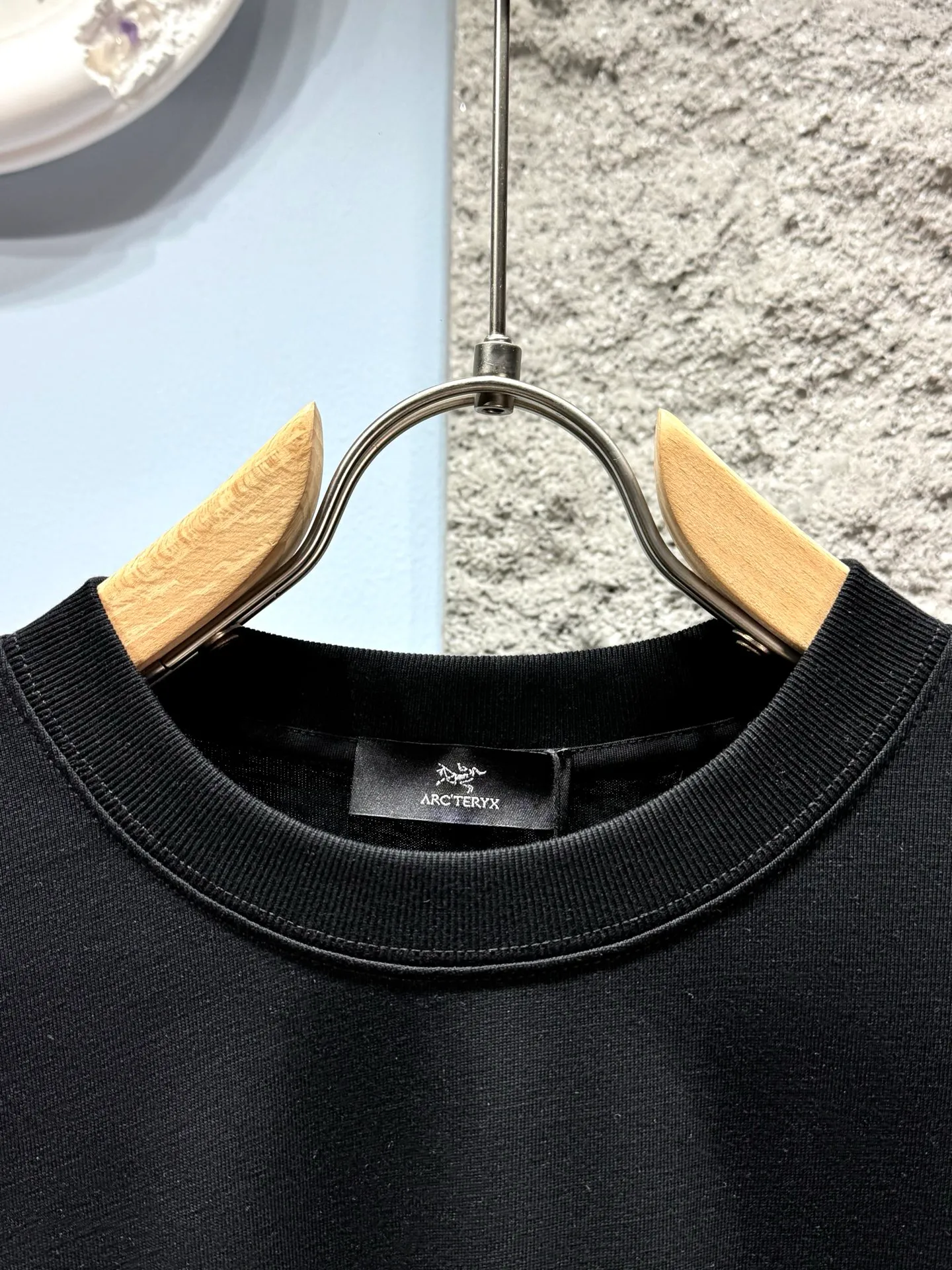 ARCTERYX* ‼️ T ® 🖤 g ， Breathable ! ， + ， ， ， ， ! ⚠️ ： ⚠️SG 26309 Same Style 𝐂𝐎𝐋𝐎𝐔𝐑：White Black 𝐒𝐈𝐙𝐄：S-XXL